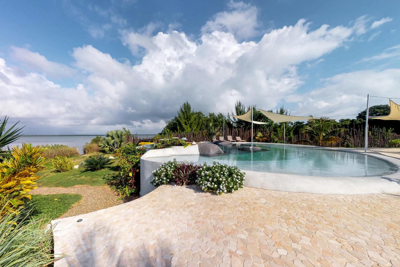 Dolphin @ Swan Villas Maya Beach Exterior foto